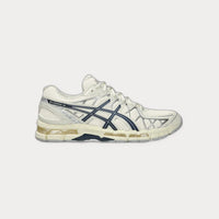 ASICS Gel-Kayano 20 Low-Tops Sneakers Neutrals