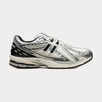 New BalanceM1906 Metallic Silver Sneakers Black